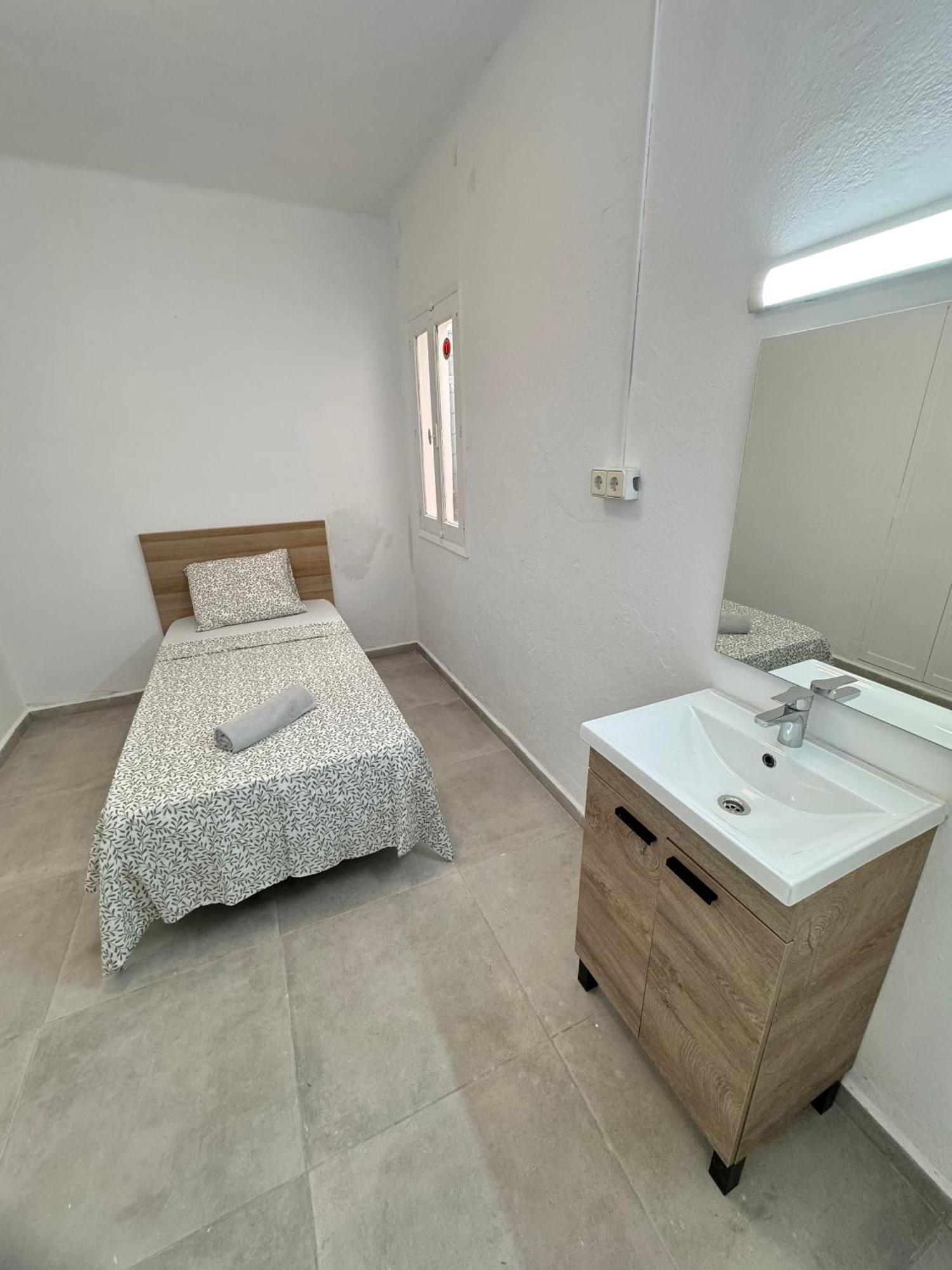 Hostal Cisne Hotel San Antonio  Bagian luar foto