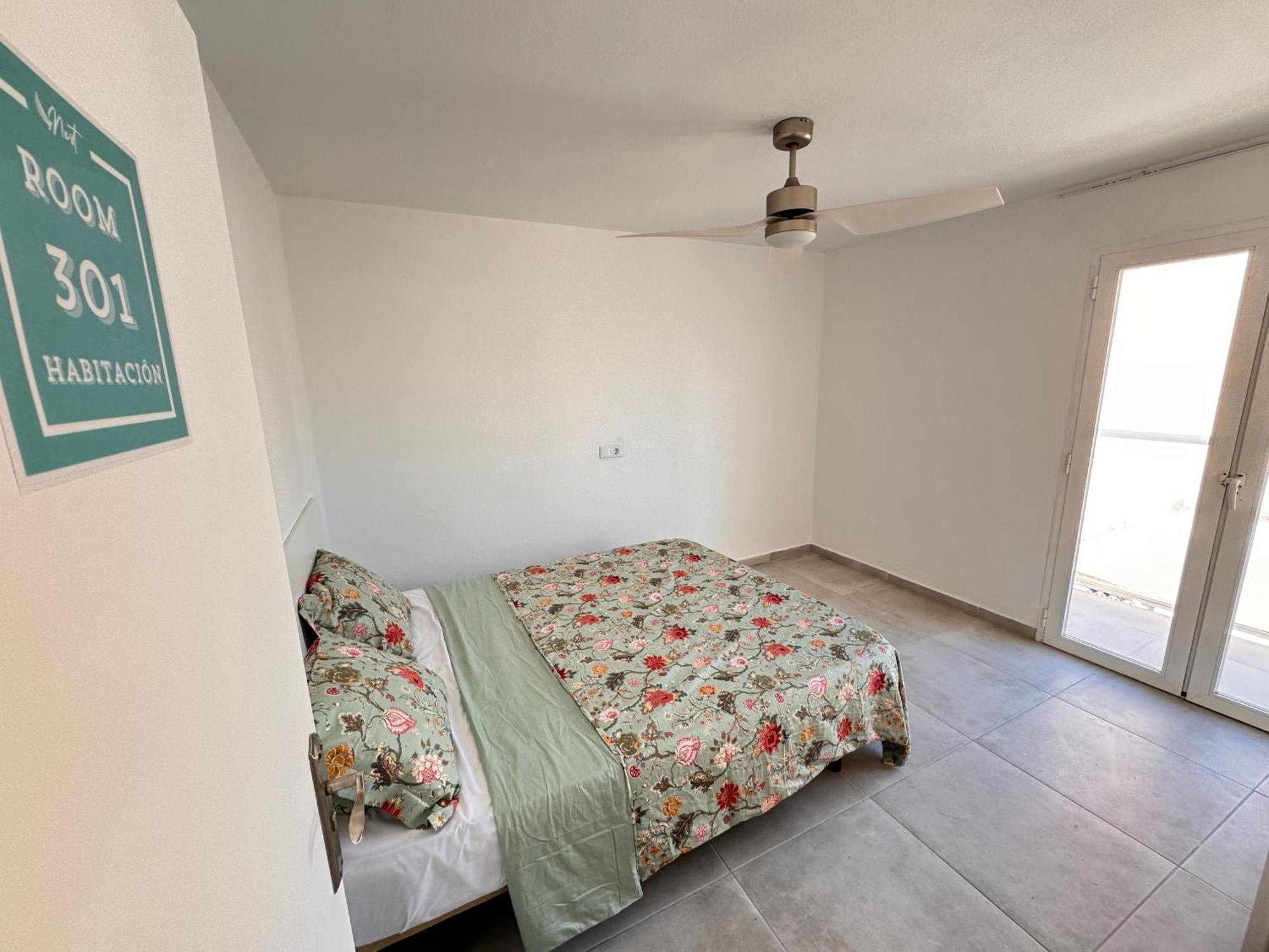 Hostal Cisne Hotel San Antonio  Bagian luar foto
